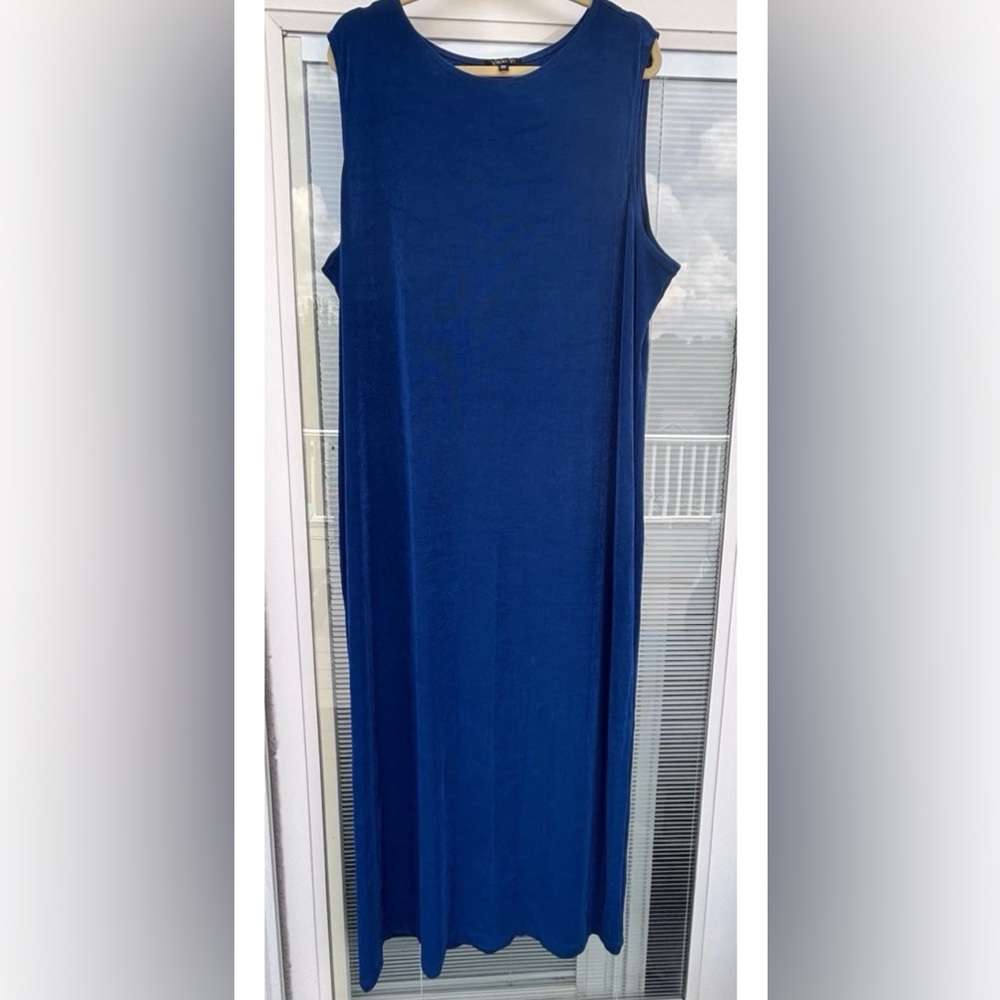 Vikki Vi Women’s Blue Maxi Tank Dress Sleeveless  Slinky  3X Back Vent USA